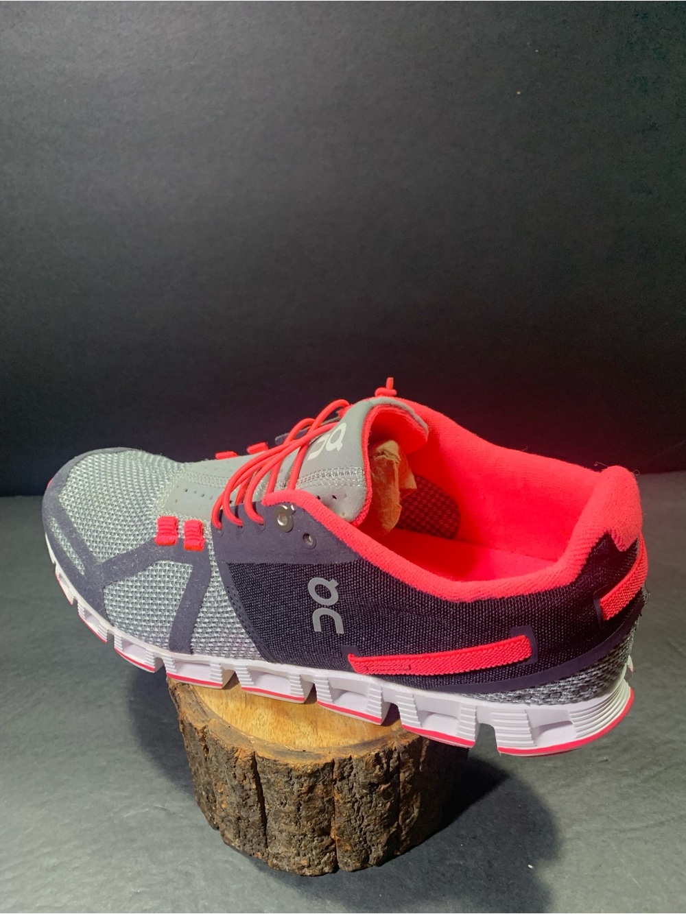 On Cloud 5 Women’s Gray Pink Running Walking Sneakers Shoe Size-8.5